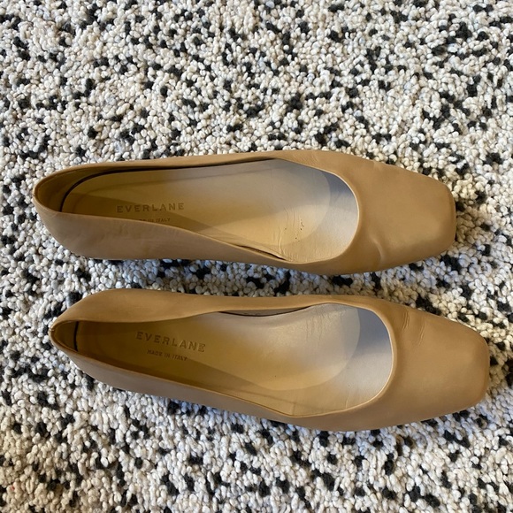 Everlane - The 90s Flat - light taupe leather - Picture 5 of 8